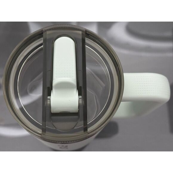 STANLEY QUENCHER PROTOUR FLIP STRAW TUMBLER | 30 OZ, GILDED CELADON - Picture 3 of 4